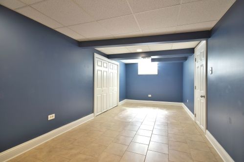 6004 60 St, Chicago IL 60638-4315 exterior