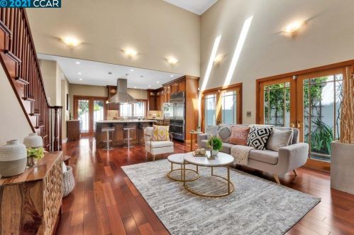 901 Hilldale Ave, Berkeley CA 94708-1438 exterior