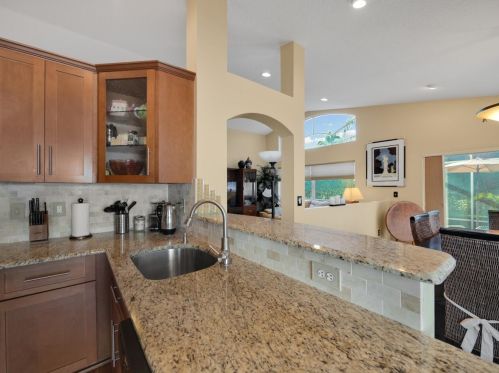 6834 Ashton St, Boynton Beach FL 33437-6040 exterior