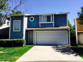 11343 Dronfield Ter, Los Angeles, CA 91331-1442