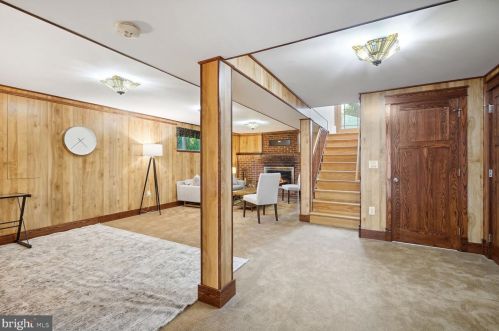 5602 Justis Pl, Alexandria VA 22310-1325 exterior