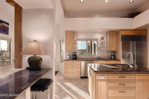 13623 Placita Montanas De Oro, Tucson AZ 85755-8685 exterior