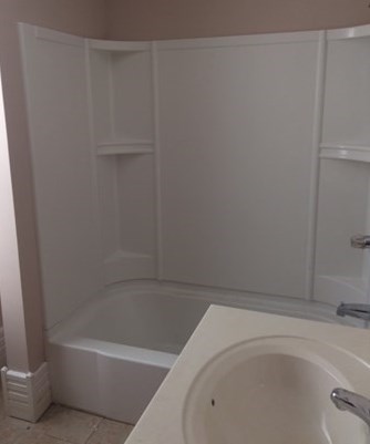 56 Temple St, Springfield MA 01105-1803 exterior