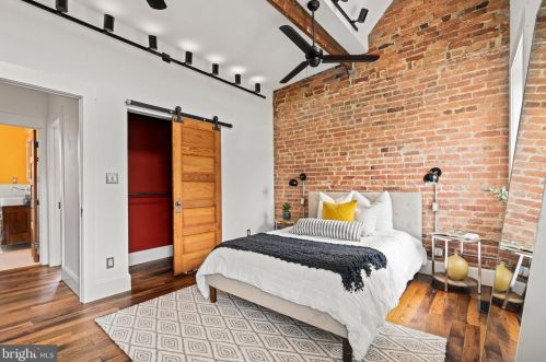 761 Hobart Pl, Washington DC 20001-3811 exterior