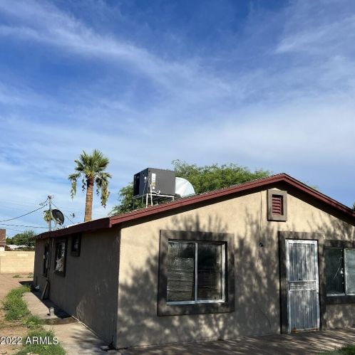 1709 1st St, Phoenix, AZ 85004-2803