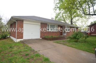 1743 Pleasant St, Independence MO  64050-1626 exterior