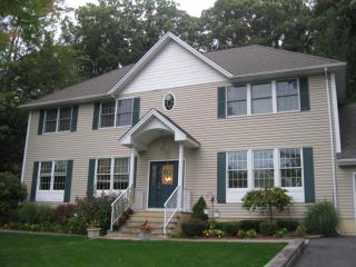 45 Jackson Ave, Wayne, NJ 07470-5218