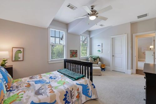 3573 Brookleigh Ln, Atlanta GA 30319-2219 exterior