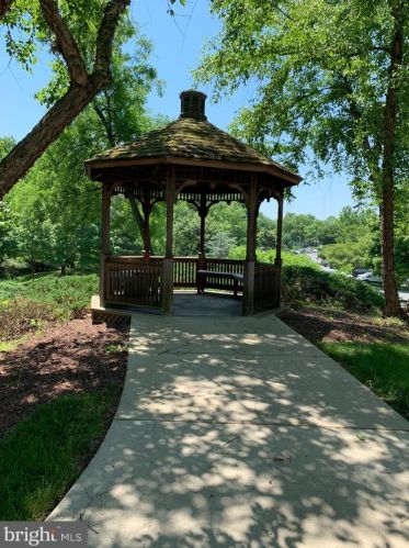 2900 Leisure World Blvd, Silver Spring MD 20906-7300 exterior