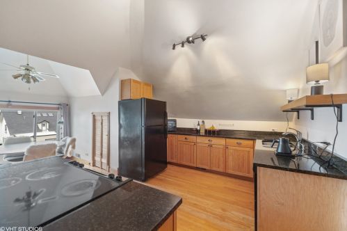 4018 Hamlin Ave, Chicago IL 60655-4013 exterior