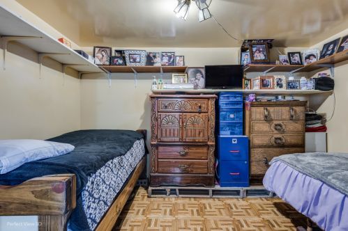 5755 Washtenaw Ave, Chicago IL 60659-3912 exterior