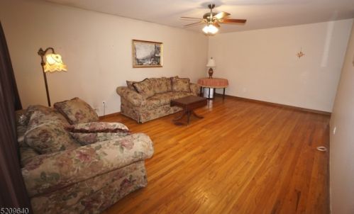 884 Milton Blvd, Rahway NJ  07065-1728 exterior