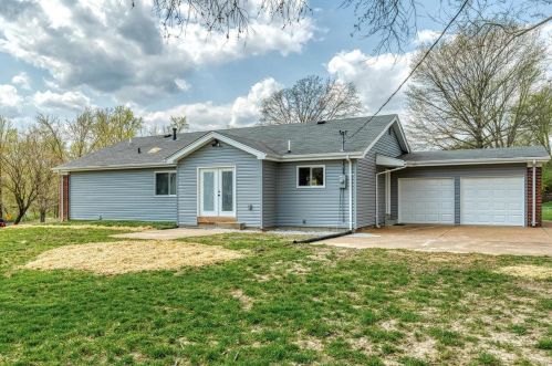 1810 Bookbinder Dr, Saint Louis MO 63146-4308 exterior