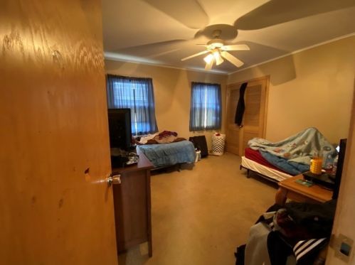 9300 Avers Ave, Chicago IL 60625-6304 exterior