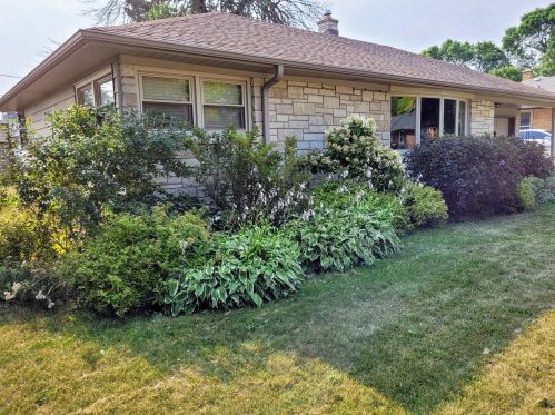 2729 75th St, Milwaukee, WI 53210-1021