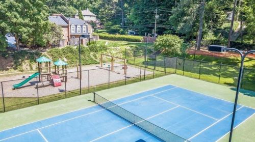 26 Independence Pl, Atlanta GA  30318-1505 exterior