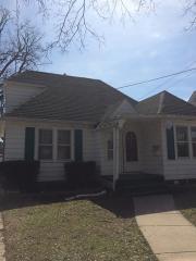 747 Schomer Ave, Aurora, IL 60505-4835