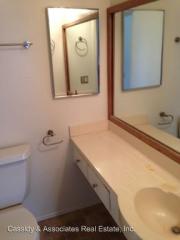 5946 Chateau Dr, San Diego CA  92117-4126 exterior