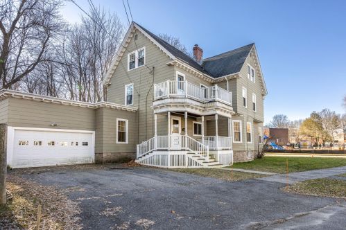 415 Deering Ave, Portland, ME 04103-4415