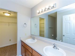 3504 Vanadell Ln, Indianapolis IN  46217-9207 exterior