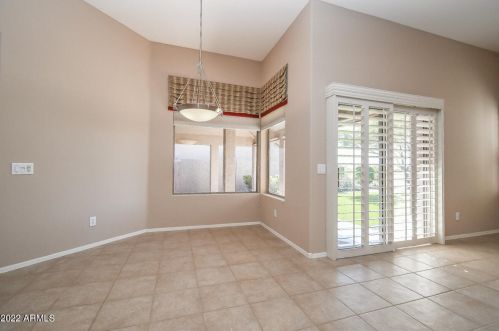 23814 Stoney Lk Dr, Chandler AZ 85248-6147 exterior