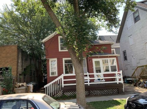 607 Dayton St, Madison, WI 53703-2335