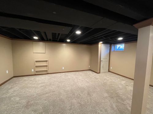 123 44th St, Grand Rapids MI 49512-3836 exterior