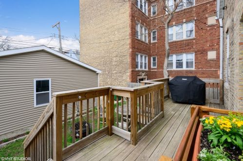 4320 Bernard St, Chicago IL  60618-1110 exterior