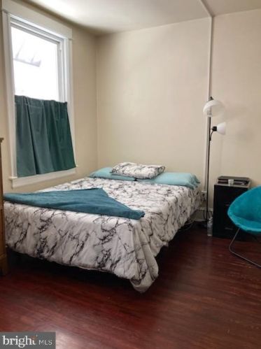 2114 4 St, Washington DC 20003-1101 exterior