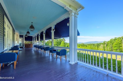 2 Kemble St, Lenox MA 01240-2816 exterior