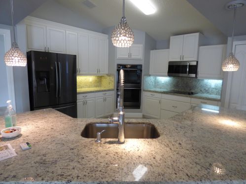 474 Carter Ave, Fort Pierce FL 34983-2999 exterior