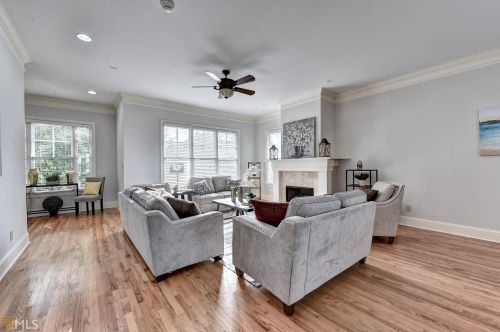 6033 City Walk Ln, Atlanta GA 30328 exterior