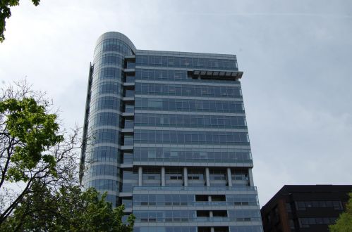 545 Wells St, Milwaukee WI 53202-3806 exterior