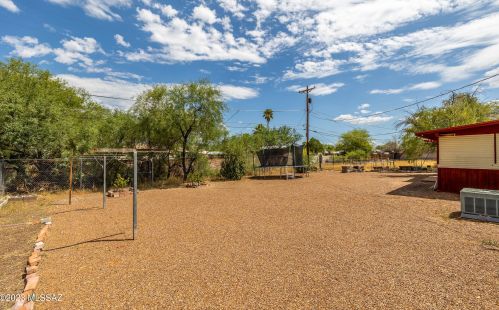 4625 13 St, Tucson AZ 85719-6109 exterior