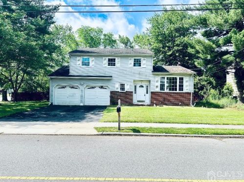 1 Library Pl, Edison NJ  08820-2719 exterior