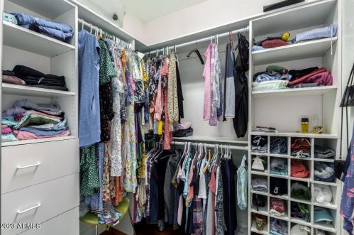 15426 4 Ave, Phoenix AZ 85041-3182 exterior