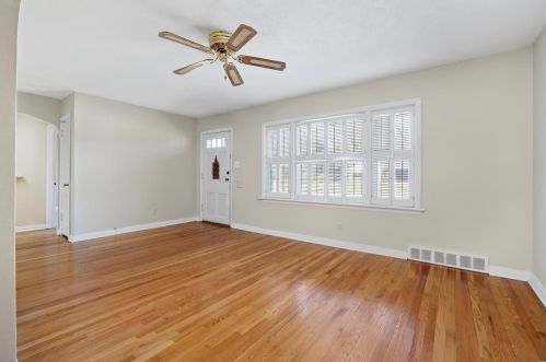 1346 Thatcher Ave, Saint Louis MO 63135-1719 exterior