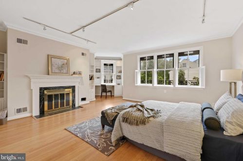 2731 Dumbarton St, Washington DC 20007-3336 exterior