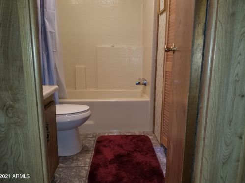 1705 Charleston Ave, Phoenix AZ 85023-1218 exterior