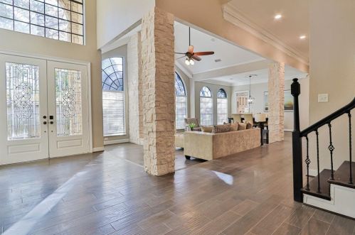 17 Kingwood Villas Ct, Humble TX 77339-3652 exterior