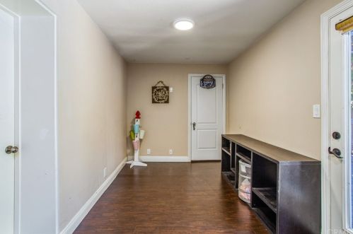 805 Un Ave, Fullerton CA 92831-2734 exterior