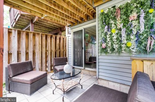 5319 Buxton Ct, Alexandria VA 22315-4760 exterior