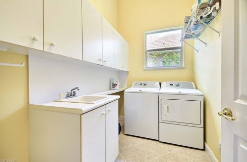 6592 Gln Arbor Way, Naples FL 34119-4654 exterior