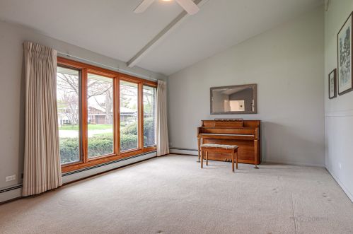 2035 Poplar St, Waukegan IL 60087-5014 exterior