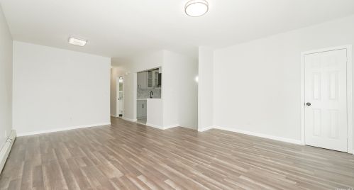 817 170th St, Bronx NY 10452-7013 exterior