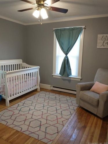 525 Main St, Killingly CT 06239-2108 exterior