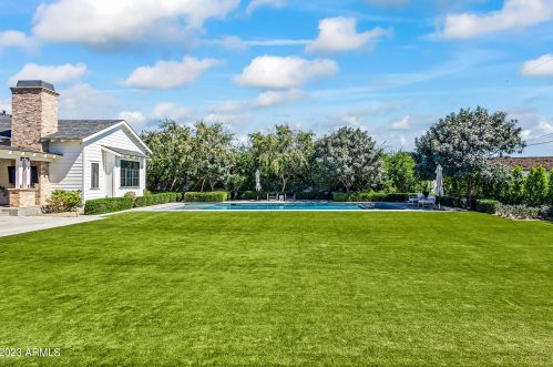 5431 Exeter Blvd, Phoenix AZ 85018-3227 exterior