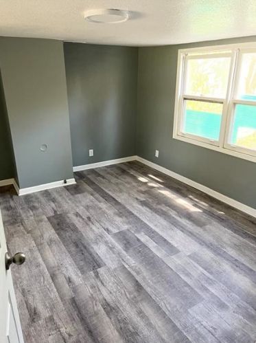 882 Center Rd, Pittsburgh PA  15239-1962 exterior