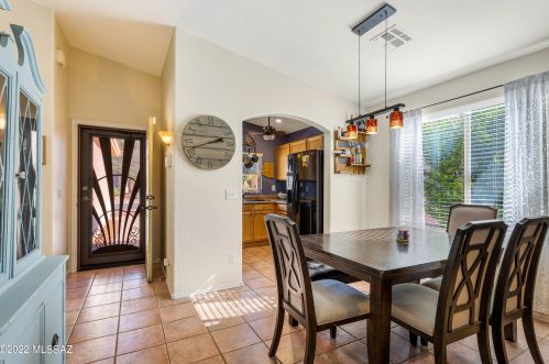 11251 Flt Granite Dr, Tucson AZ 85737-4614 exterior