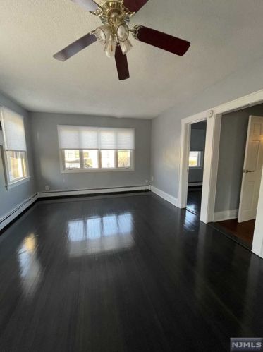 308 Union Ave, Wood-Ridge NJ  07075-2128 exterior